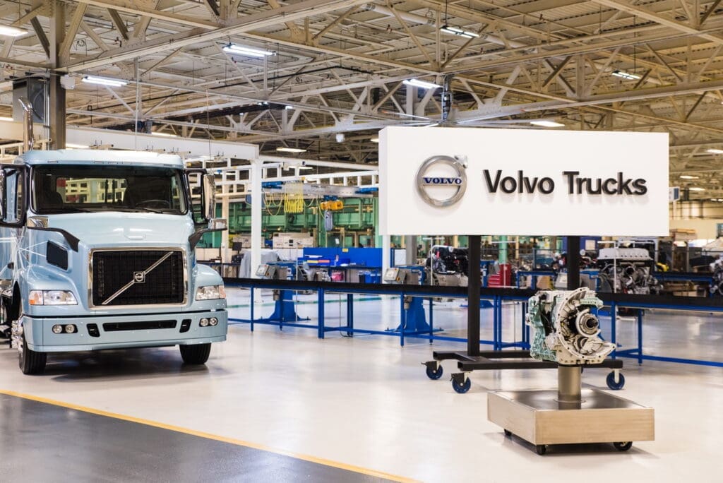 0063_4-7-16 VOLVO-Plant-Rodney-Bailey-Event-Photographer-DC_resize